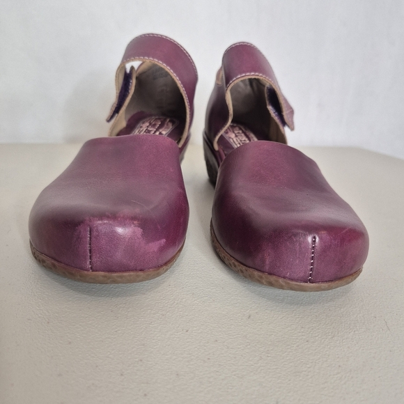L'Artiste Spring Step GLOSS Wedge Heel Mary Jane Velcro Strap in Purple - Size 7 - Picture 6 of 16